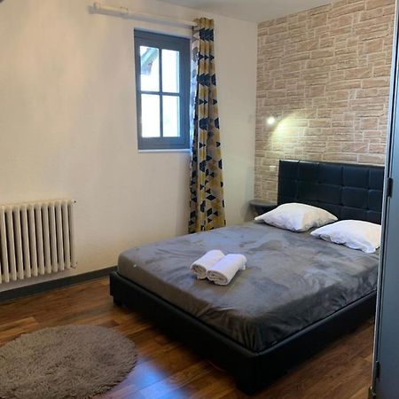 La Taniere De La Bete Bed & Breakfast Saugues Dış mekan fotoğraf