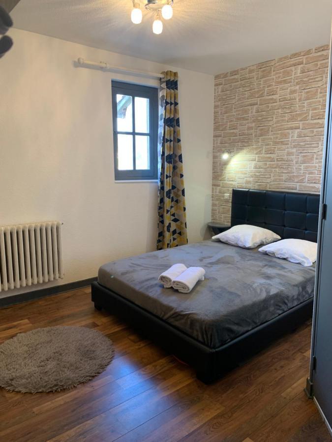 La Taniere De La Bete Bed & Breakfast Saugues Dış mekan fotoğraf